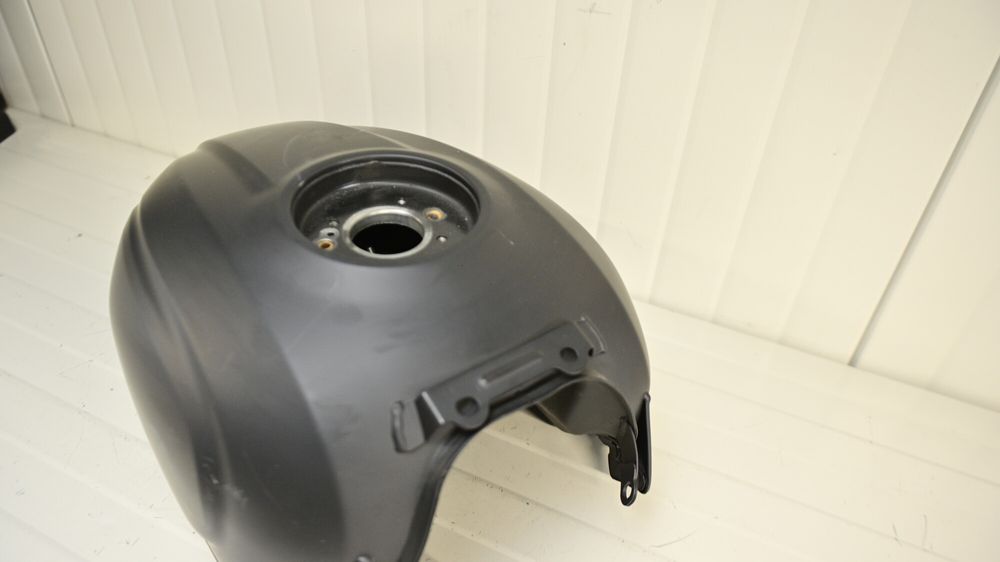 Ducati Scrambler 400 Sixty2 Rezervor de benzina