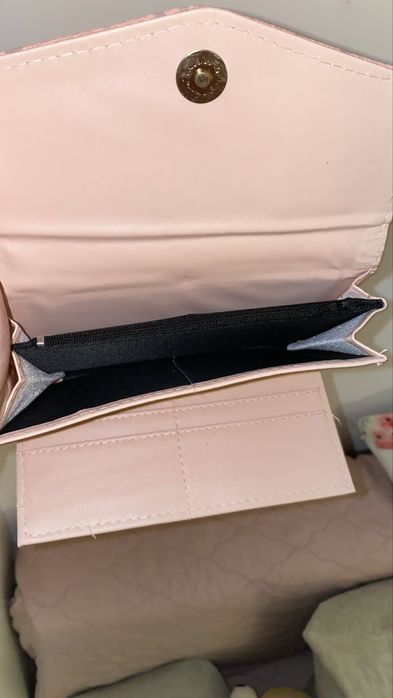 Portofel roz femei louis