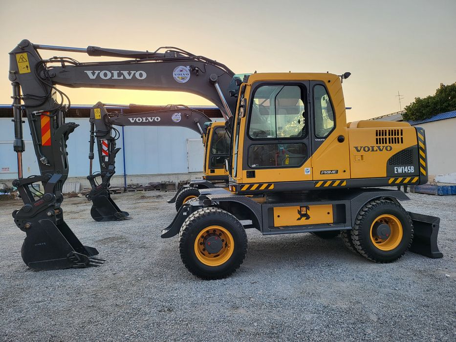 Karea dan Volvo 145 zurlari keldi