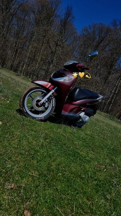 Vând scuter Honda sh 150i