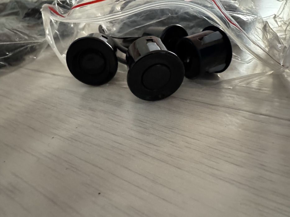 Продам парктроник новый