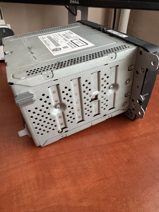 Оригинална мултимедия Delphi VW RCD 510 Prem. 8 6CD touchscreen golf 6