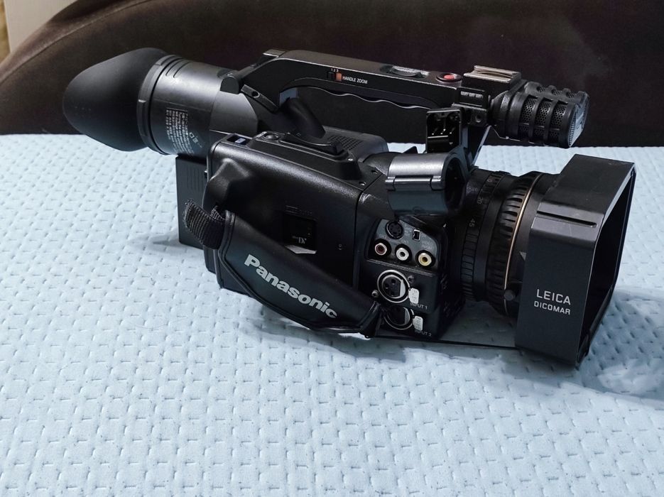 Panasonic AG-DVX100BE