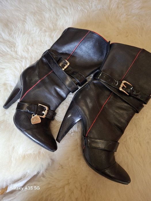 Елегантни оригинални ботушки  Guess за дамите с малко краче