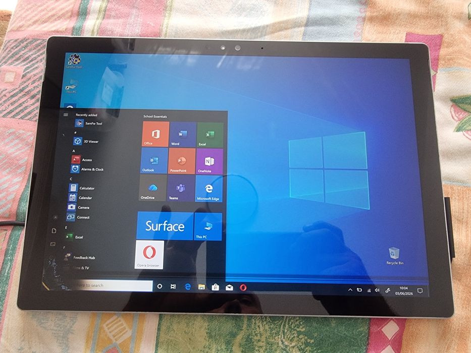 Microsoft Surface Pro 4