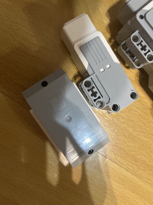 Продам набор электроники ev3