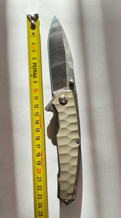 сгъваем нож, стомана D2, дръжка G10