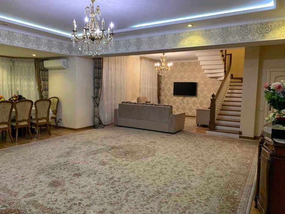 Марказ 15да, Янги курилган уйда 4 хонали дуплекс квартира сотилади