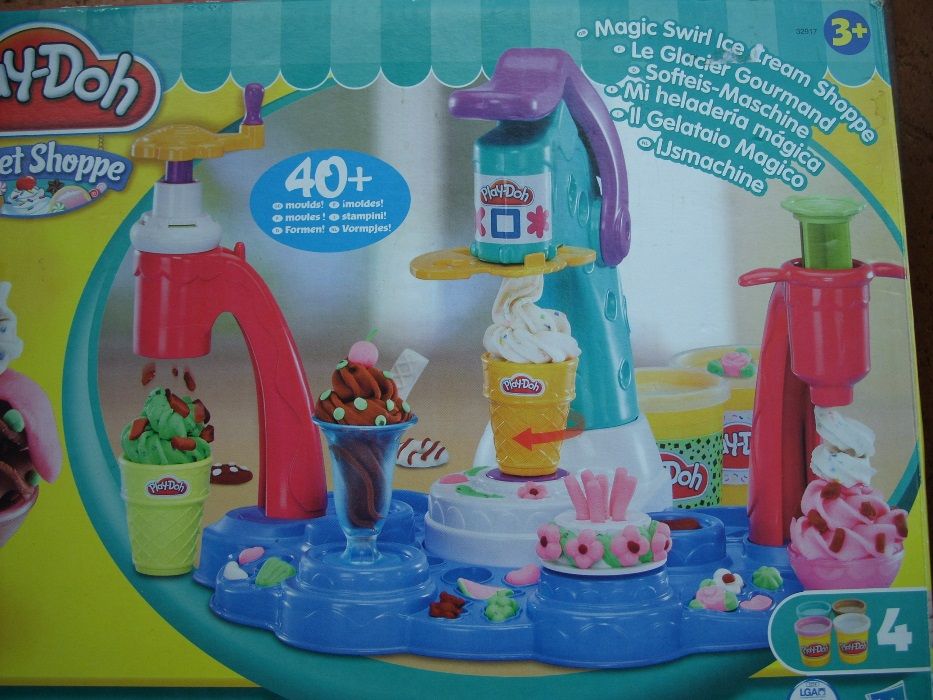 Игра Сладоледена къща- play doh