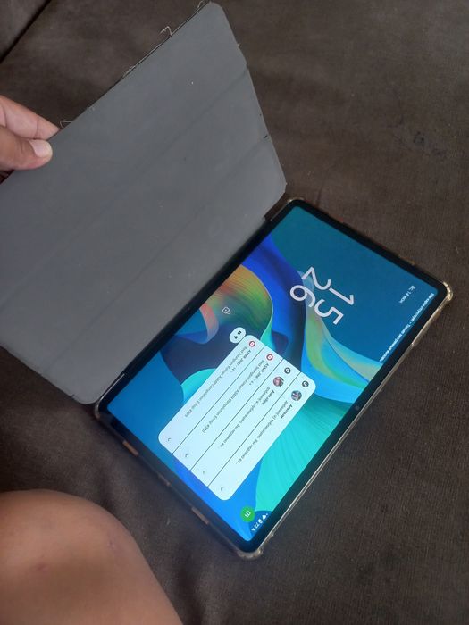 Продам планшет Teclast m60