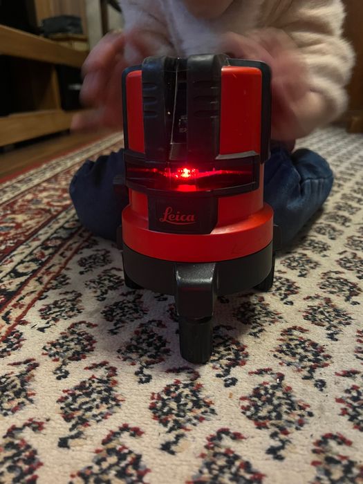 Лазер Нивелир LEICA Lino L4P1/ 15м