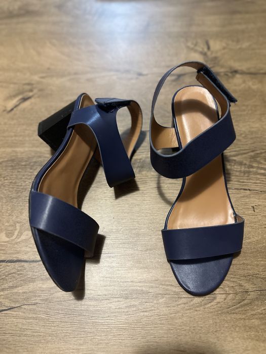 Дамски обувки