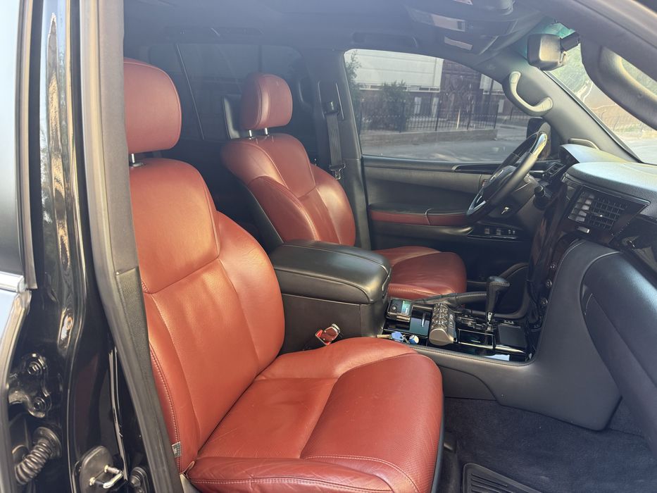 Lexus lx 570 s…………