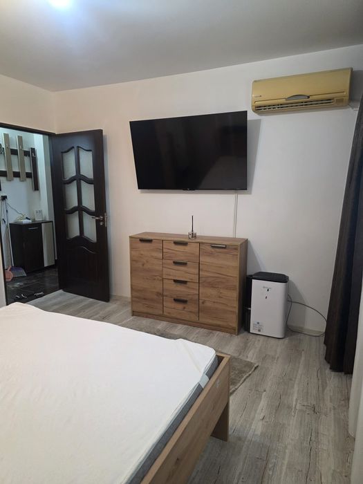 Închiriez apartament  1 camera