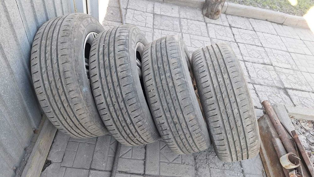 Продам автошины б/у