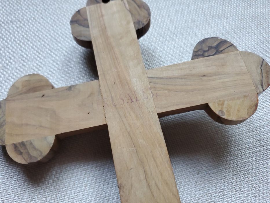 Crucifix de colecție din lemn măslin Jerusalem – primit de la Părintele Arsenie Papacioc