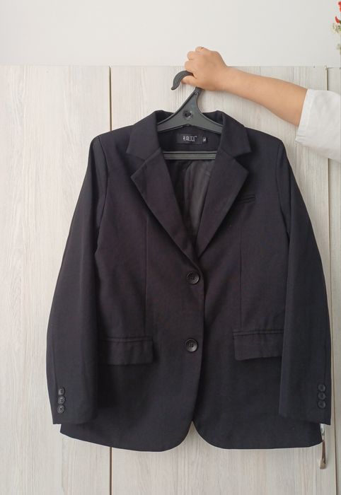 Жакет черного цвета