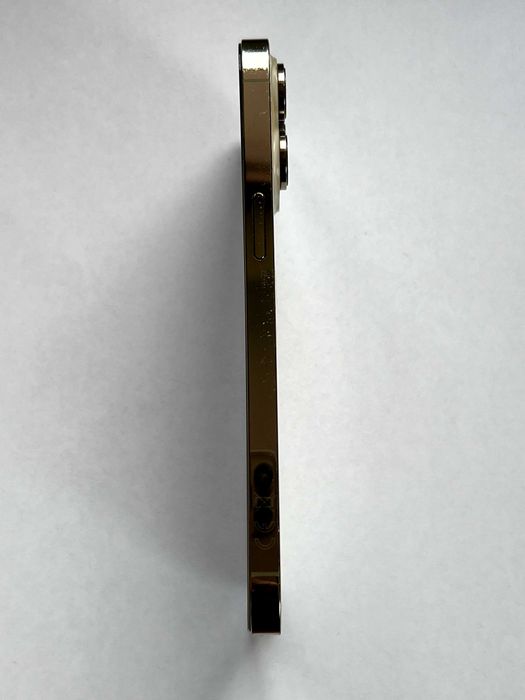iPhone 14 Pro Max 512gb Gold - проблем в платката