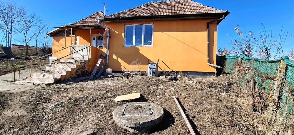 vand casă la sarmasel gară