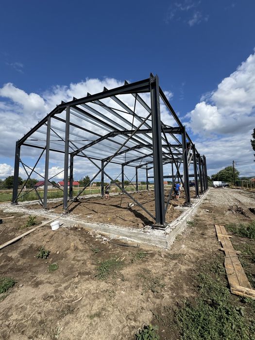 Vând structura metalica profesionala