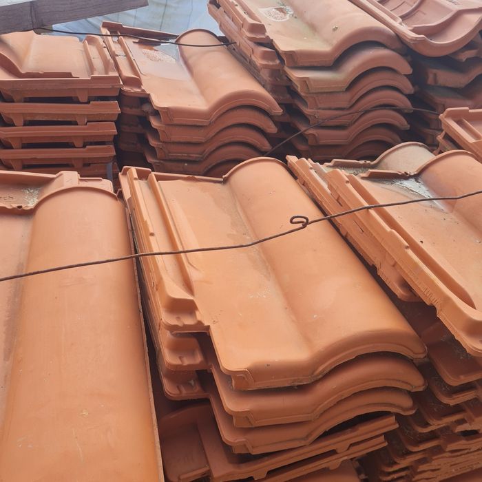 Vând   tigla  tondach mediterana  plus