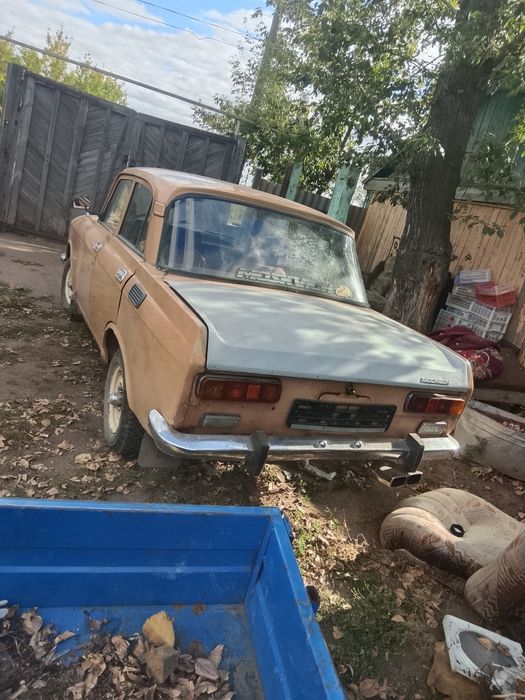 Продам масквичь ..