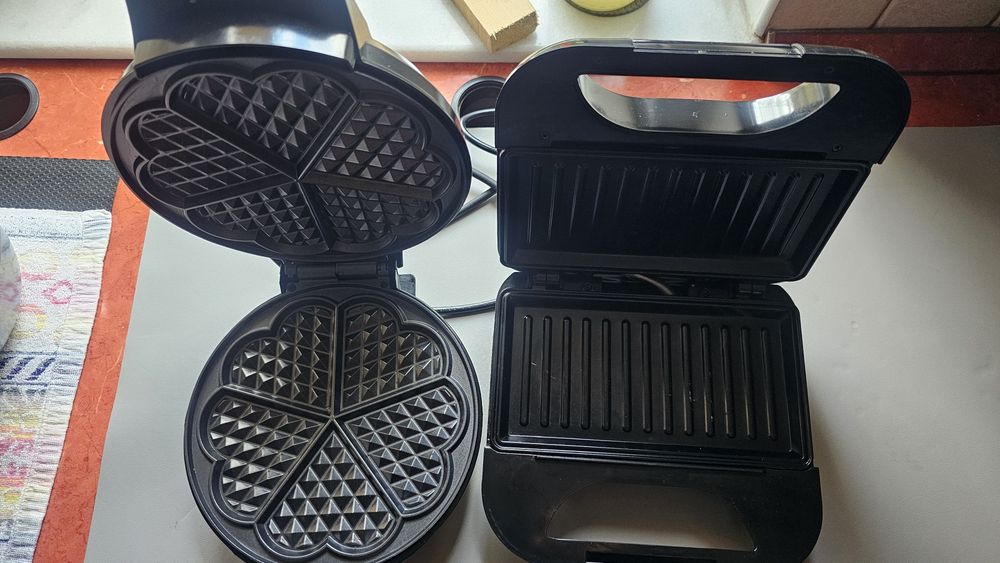 Aparat vafe/gofre + sandwich maker