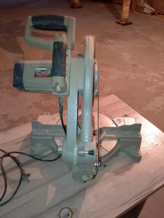 Tarsovka crown  arra sotiladi