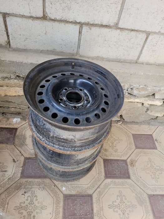 Диски на БМВ размер 15