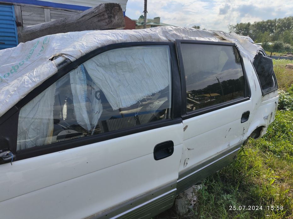 Митсубиси Спейс вагон