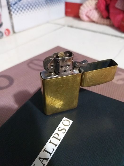 Bricheta Zippo Originala An 1992  Alama USA Model Venetian