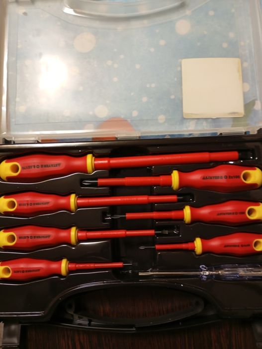 Набор STAYER,,PROFI,,Отвертки диэлектрические, тестер,100-250В,8 штук