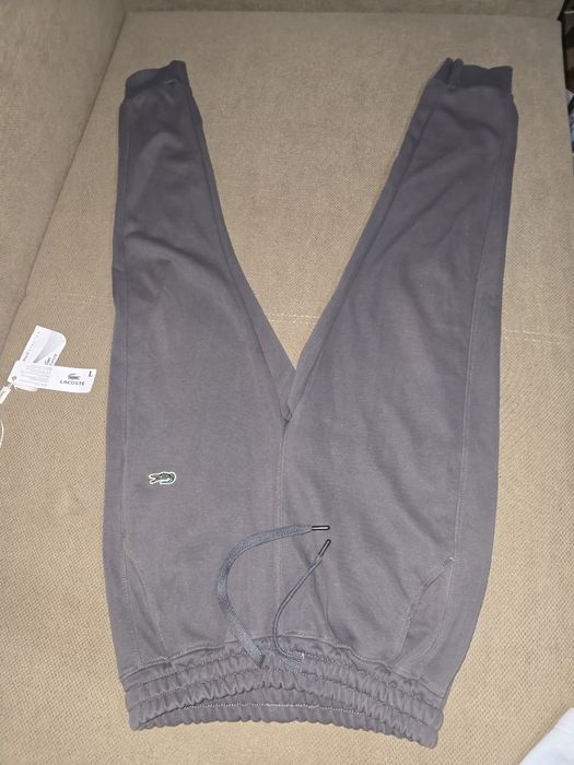 Pantaloni LaCoste mărimea M