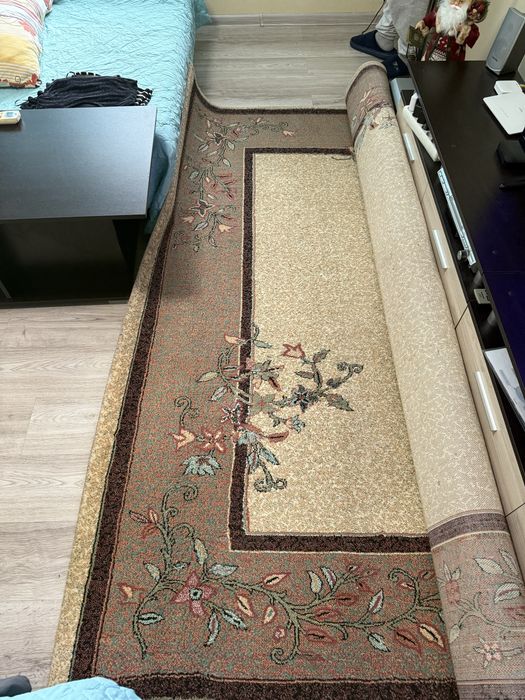 Вълнен български килим