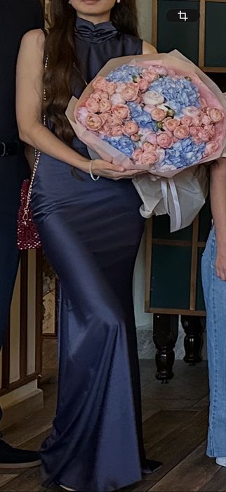 Продам платье  в отличном состояние