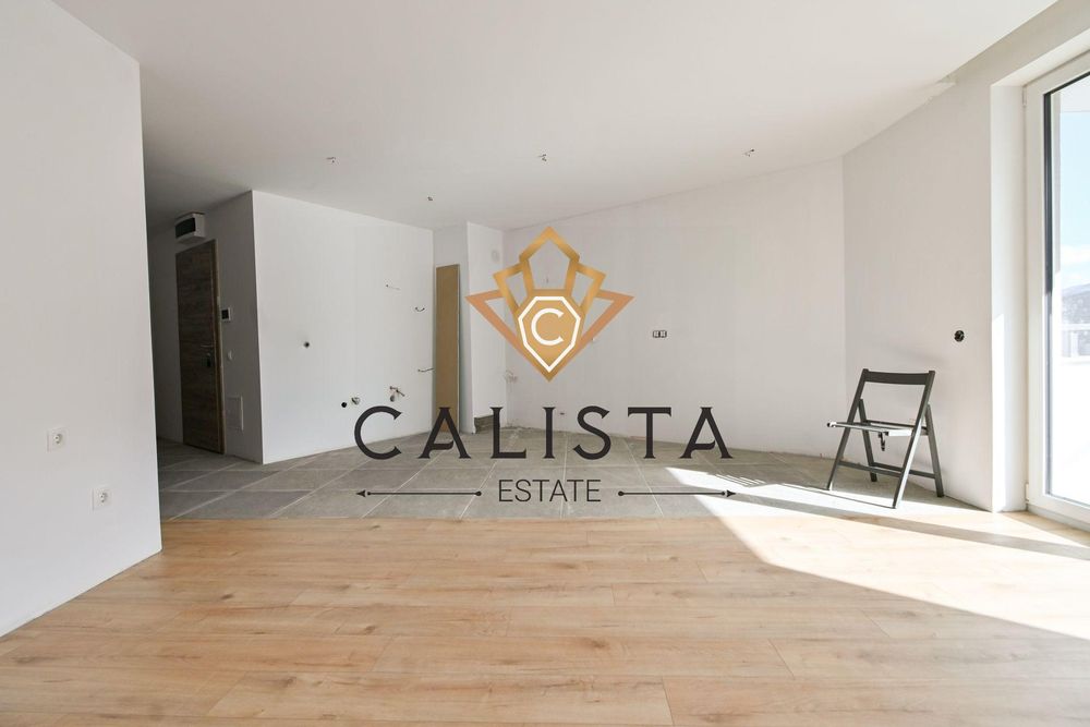 Тристаен апартамент за продажба в ж.к. Карпузица, 2106418