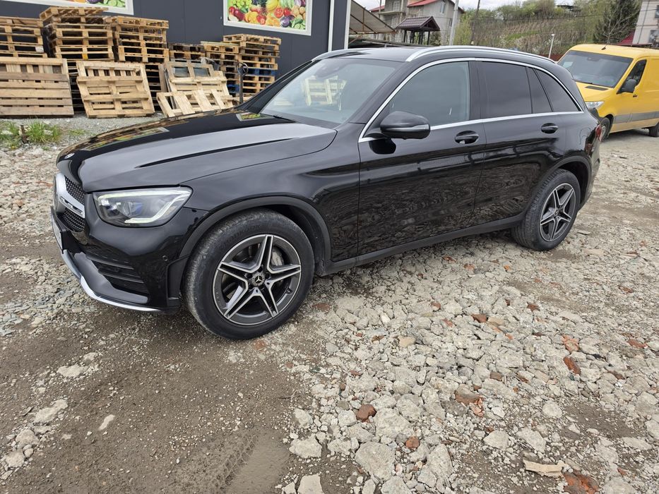 Mercedes glc 220. 4  matic