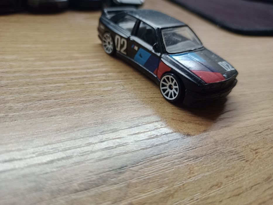 Коллекционные машинки Hot wheels