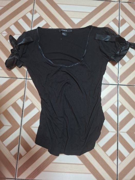 Продам женские блузки