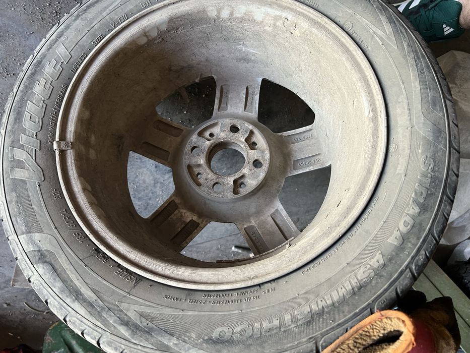 Продам торусы 14р