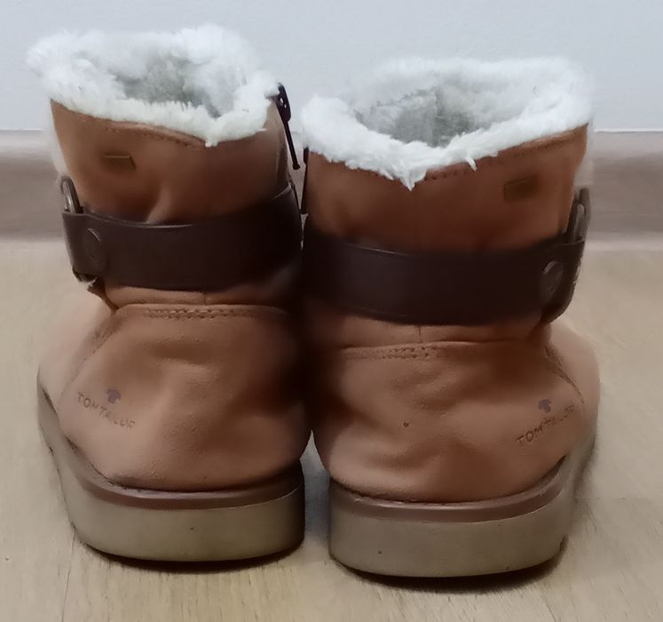 Замшевые полусапожки 36 размера