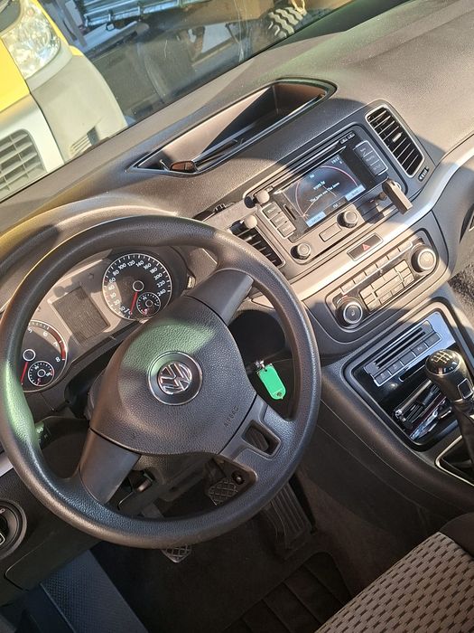 VOLKSWAGEN Sharan 2012 — imagine 3