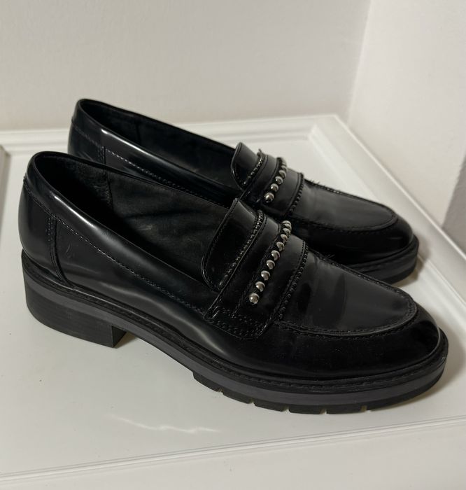 обувки лоуфъри размер 36 черни нови