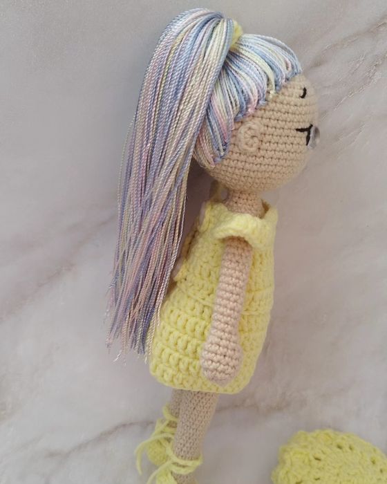 Кукла вязаная "Леди"