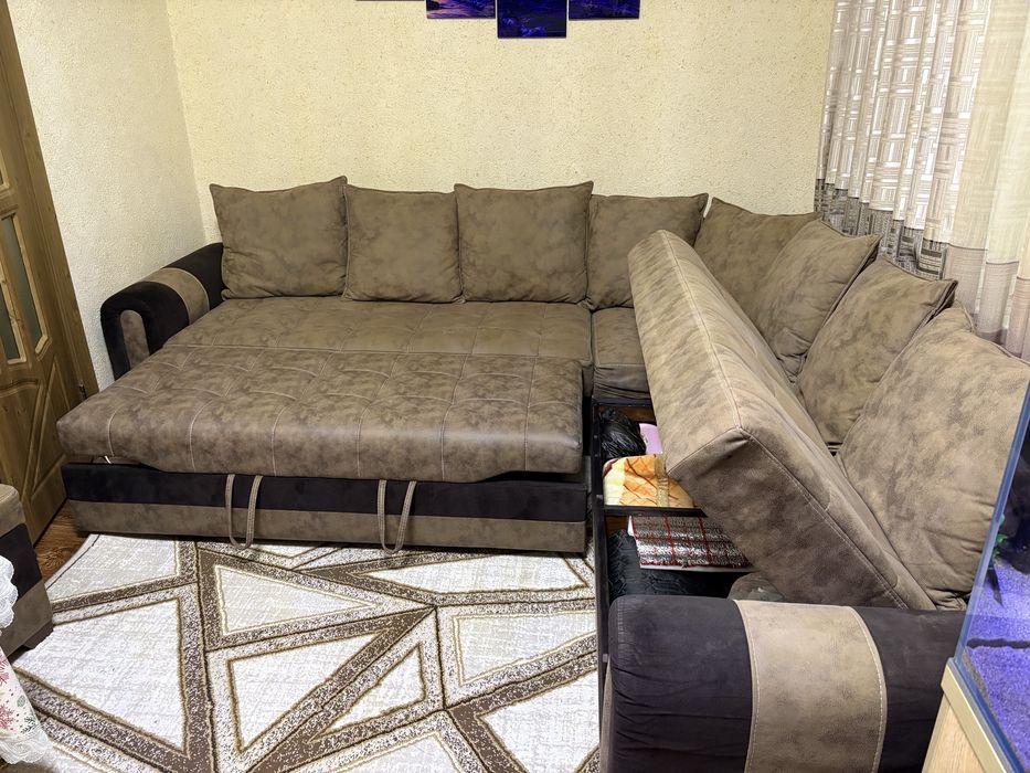 Продается диван уголок+кровать