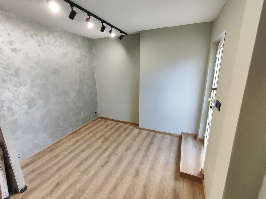 Дава се под наем Магазин в Стара Загора, Център - 10 кв.м за 153 € - Снимка #7