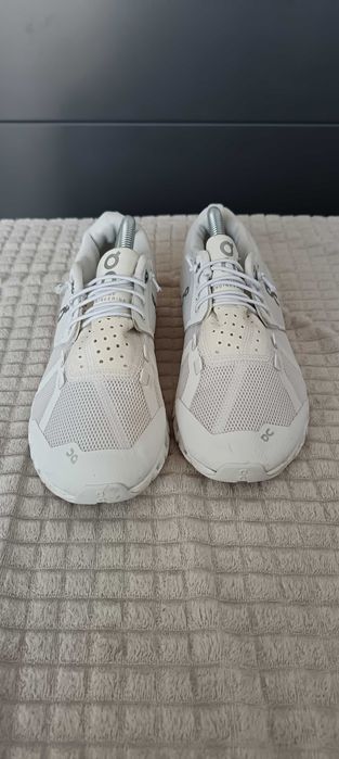 Дамски маратонки On Cloud размер 37 в бял цвят