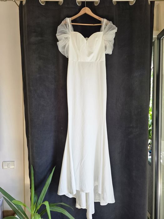 Rochie de mireasa tip sirena