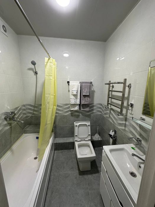 Срочно сдаётся 2х Навастройка Роща 7 этажка новая квартира все новое