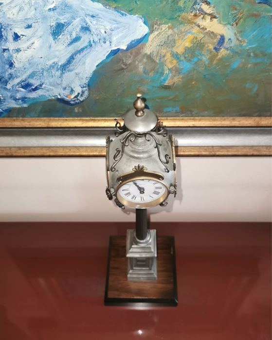 Часовник DUGENA четиристранен бронз дърво кварцов механизъм работещ  !